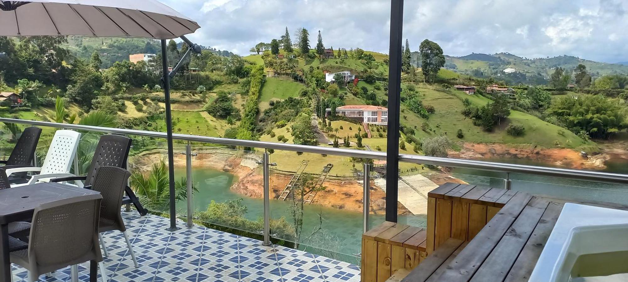 Hotel Mirador Cielo Blue El Penol  Dış mekan fotoğraf