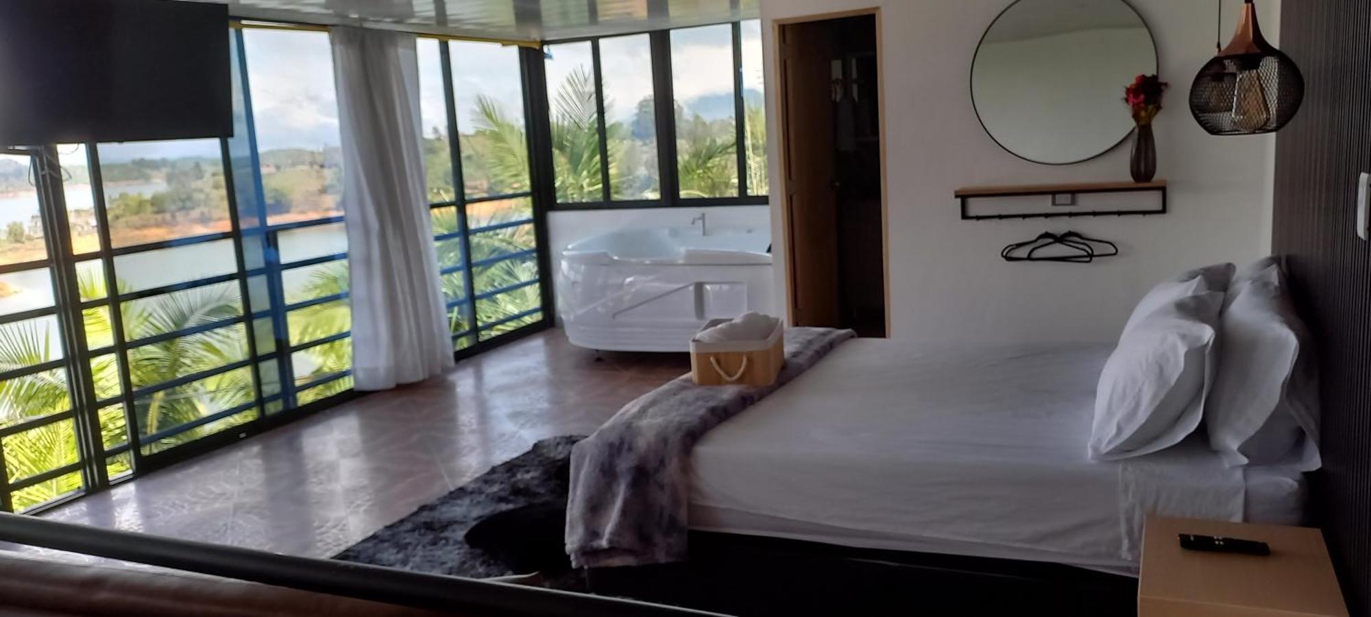 Hotel Mirador Cielo Blue El Penol  Dış mekan fotoğraf